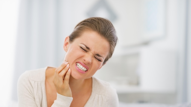 Get An Urgent Dental Service From An Emergency Dentist